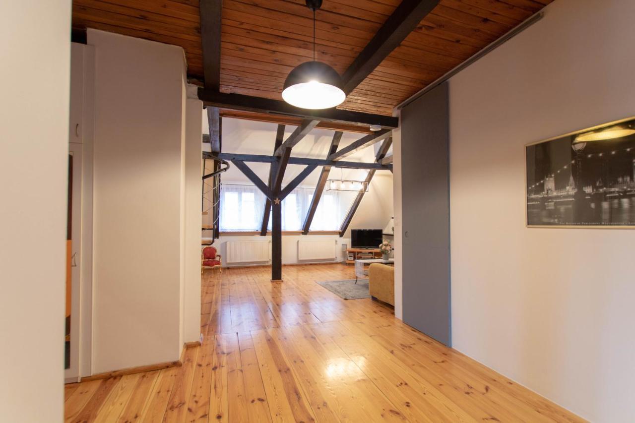 Rose Old Town Apartment Torun Bagian luar foto