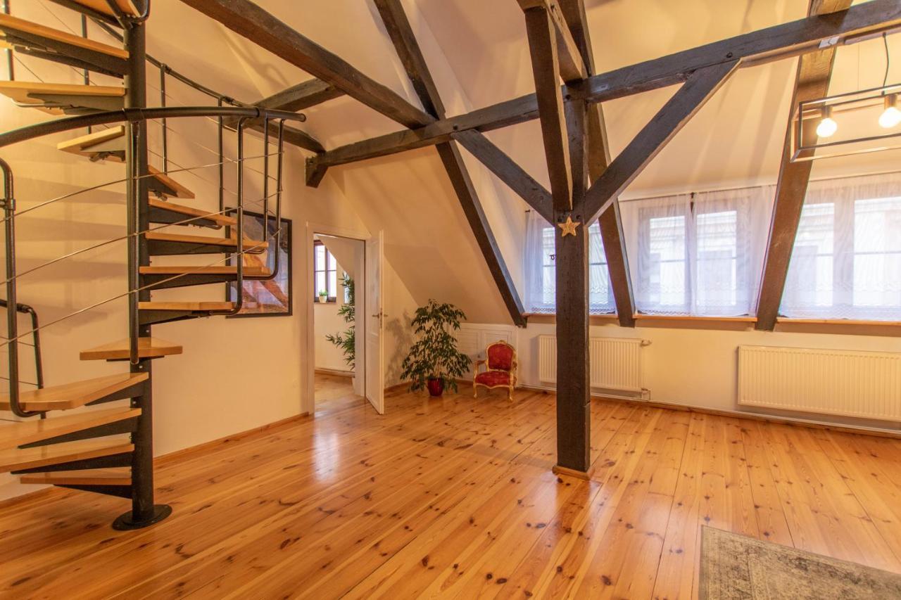 Rose Old Town Apartment Torun Bagian luar foto